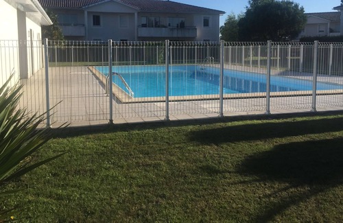 Cazaux Apartment | Arcachon bay in Cazaux T3 apartment in secure residence with swimming pool