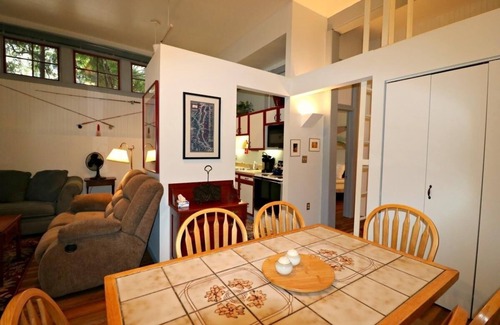Chautauqua Condo | Arcade 15 2 Bedroom Condo by Redawning