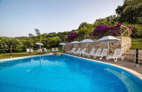 Sant'Angelo di Brolo Apartment | 'Arcaloro Resort Infinito' Room with Mountain View and Hot Tub