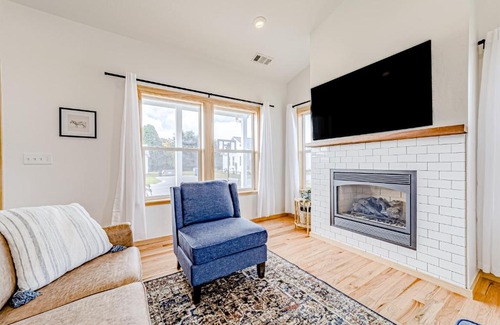 Pacific House | Arcata Farmhouse