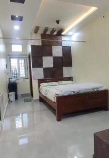 Kamalapur Hotel | Archana palace hampi