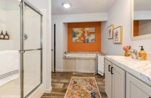 Shorewood-Tower Hills-Harbert House | Archer's Retreat Sleeps 10