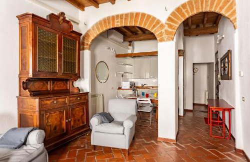 Santo Spirito Apartment | Archi di San Frediano Lovely Apartment
