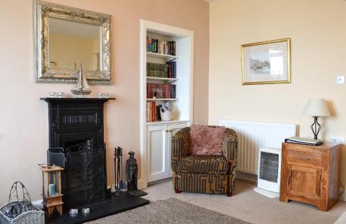Burnmouth House | Archie's Cottage