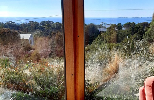 Greens Beach House | Architect designed house in Greens Beach