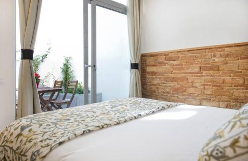 El Poble-sec Apartment | Architects Home By MyRentalHost