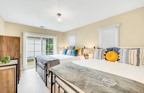 Altadena House | Architecture Gem Hollywood Universal Studio