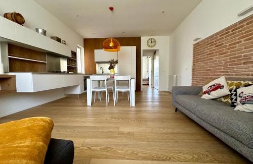 Arcola Apartment | Arcola Apartment 210