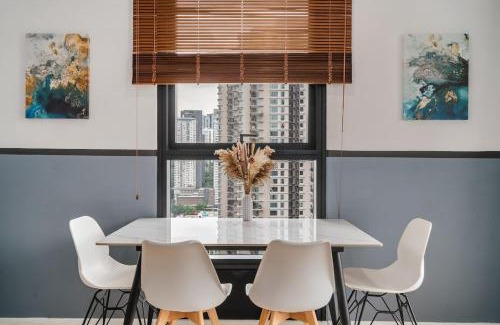 Mont Kiara Apartment | Arcoris Soho 163 Mall Luxury 2Bedroom With City View