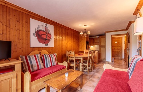 Arc-1950 Apartment | Arcs 2000 - Apartment for 4/6 people in a chalet close to the slopes