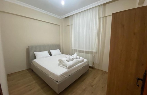 Ardesen Apartment | Ardeşen Merkezde Günlük Kiralık 3 Oda 5 Yataklı Apart Daire