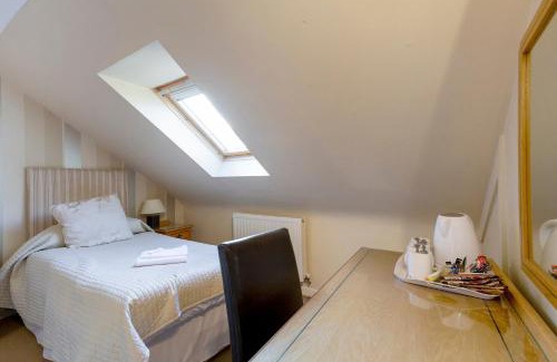 Liberton Hotel | Arden Guest House, Craigmillar Castle Edinburgh