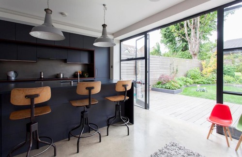 Highbury Apartment | Ardilaun Road by Onefinestay