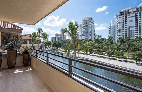 Park Shore Condo | Ardissone Penthouse at Venetian Village