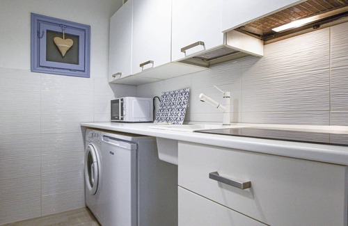 Mola Apartment | Are you dreaming of a beautiful island vacation close to the water? Then this vacation apartment wit