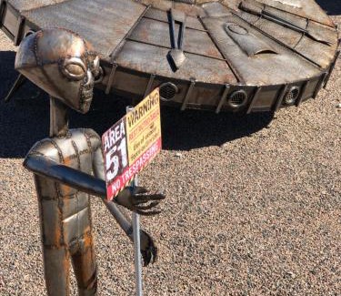 Bullhead City House | Area 51 Annex - Alien Lake Escape