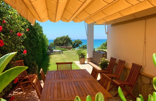 Cabo Roche Villa | Arena, where the garden meets the dunes.
