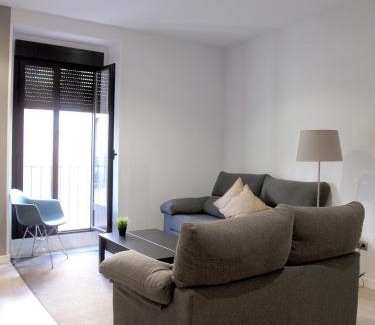 Sol Apartment | Arenal Suites Puerta del Sol
