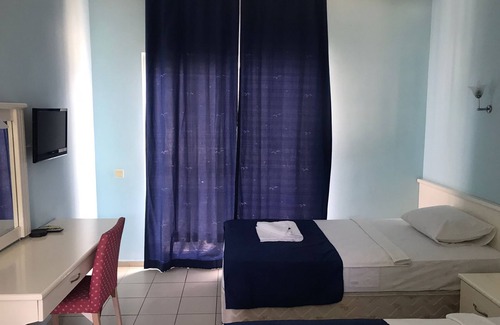 Kiris Hotel | Ares Blue Hotel
