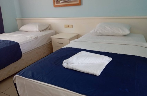 Kiris Hotel | Ares Blue Hotel