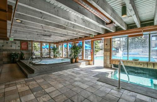 Lakeside Village House | Argentine 1511 by SummitCove Lodging