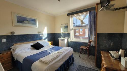 Southampton Cabin | Argyle Lodge Self Catering Guest House