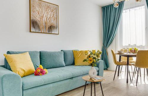 Arad Apartment | ARI Sunshine & Tiffany - Elegant Apartments with Balcony & Free Parking