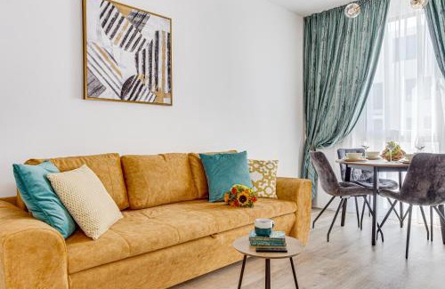 Arad Apartment | ARI Sunshine & Tiffany - Elegant Apartments with Balcony & Free Parking