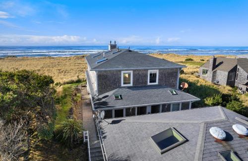 Manzanita House | Aria MCA#369