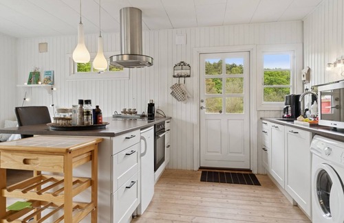 Vibæk Strand House | "Aris" - 480m from the sea by Interhome