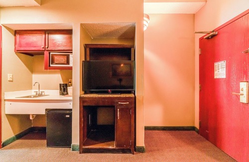 Jonesboro Hotel | Ark Suites By OYO Jonesboro I-555