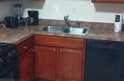 Aurora Highlands Apartment | Arlington Apt: Metro & Business Access