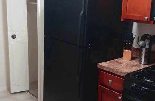Aurora Highlands Apartment | Arlington Apt: Metro & Business Access