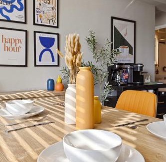 Radnor - Fort Myer Heights Apartment | Arlington Getaway - Trails, Metro & Free Parking