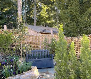 Salt Spring Island Bed & Breakfast | Armand Heights