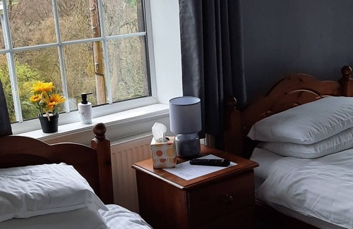Glaisdale Bed & Breakfast | Arncliffe Arms