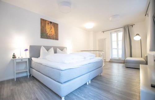 City Centre Regensburg Apartment | Arnulfsplatz Aparts