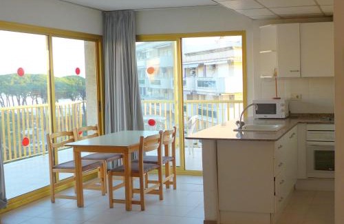 La Pineda Apartment | Aromar Rentalmar