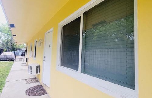 Sailboat Bend Apartment | Arpe 4plex