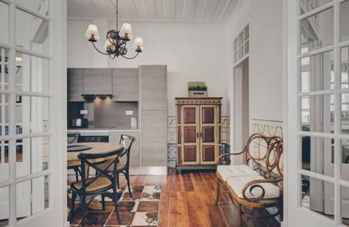 Chiado Apartment | Arquitectural Gem 3 bedroom apartment