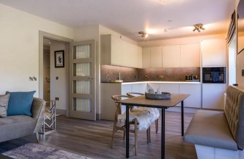 Isle of Arran House | Arran Shores Luxury Shorefront Garden Terrace Apartment 7