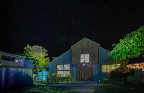 Arrowtown House | Arrow Getaway - Arrowtown Holiday Home