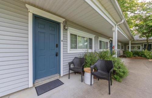 Saugatuck House | Arrowhead #4 - Walking distance to downtown Saugatuck, Updated studio