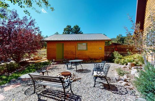 Ponderosa Pines House | Arrowhead Cabin
