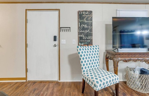 Dennis House | Arrowhead Hideaway