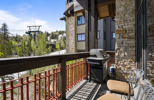Empire Pass Apartment | Arrowleaf by Luxury Mountain Destination