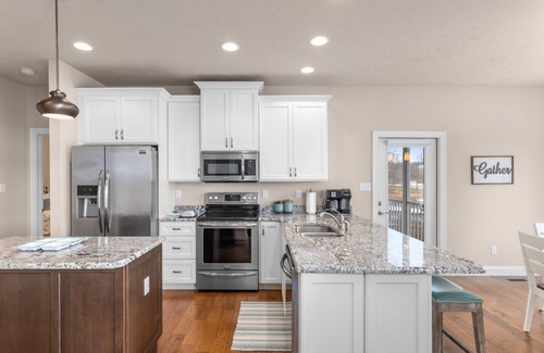 Roach House | Arrowridge - A Beautiful Waterfront Home for the Whole Family!