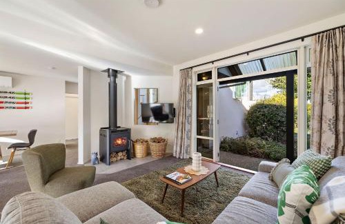 Arrowtown House | Arrowtown Family Home with spa