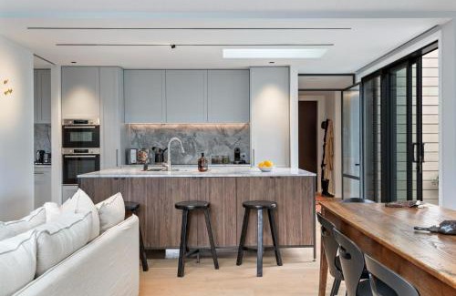 Arrowtown House | Arrowtown Mountain Views