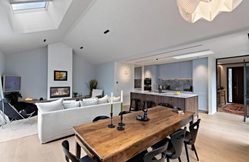 Arrowtown House | Arrowtown Mountain Views